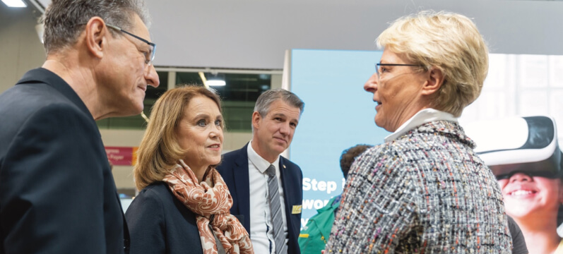 Dr. Katrin Kobe, CEO Bosch Quantum sensing in a conversation with Ms. Petra Olschowski, Minister of Science, Research and Arts for the State of Baden-Württemberg. Source: Messe Stuttgart.